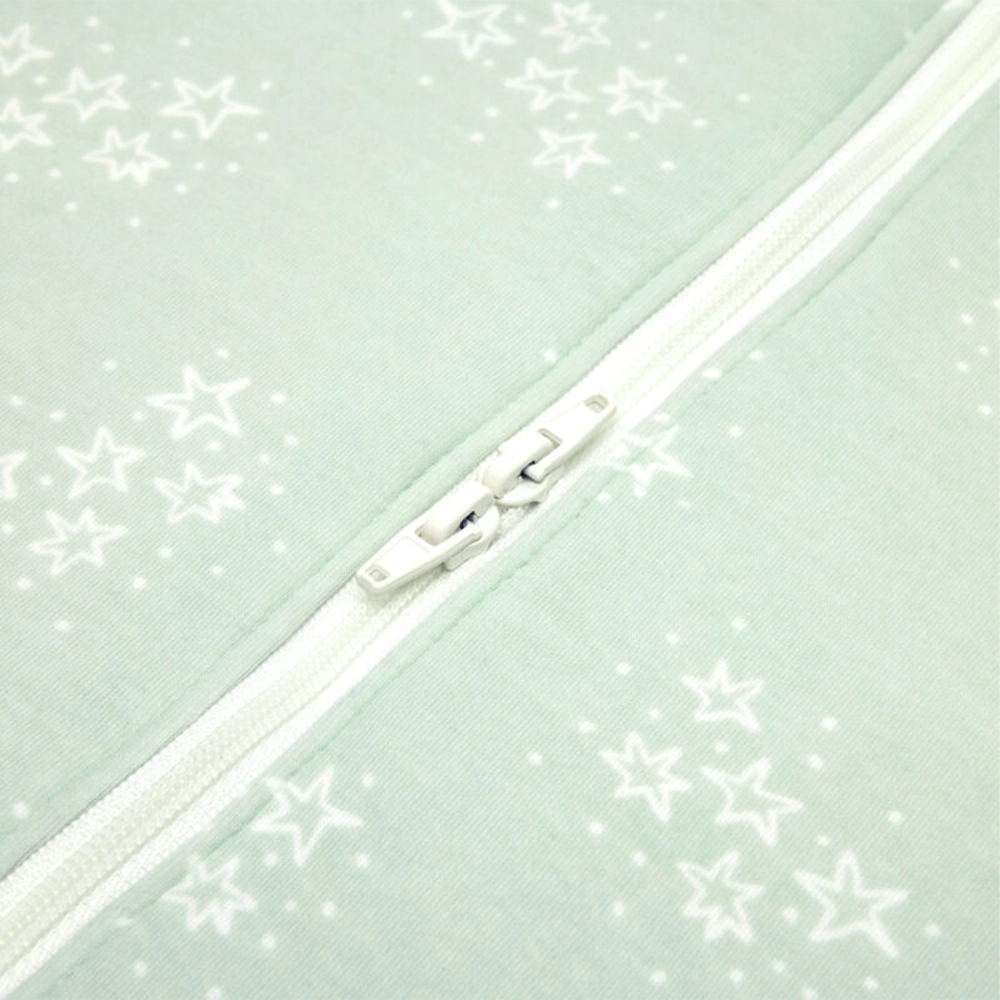 0-6m-ergobaby-klasicna-vrekja-za-spienje-svezdi