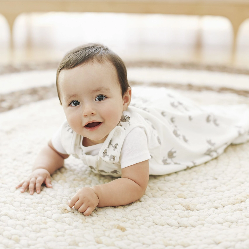 0-6m-ergobaby-klasicna-vrekja-za-spienje-slonce