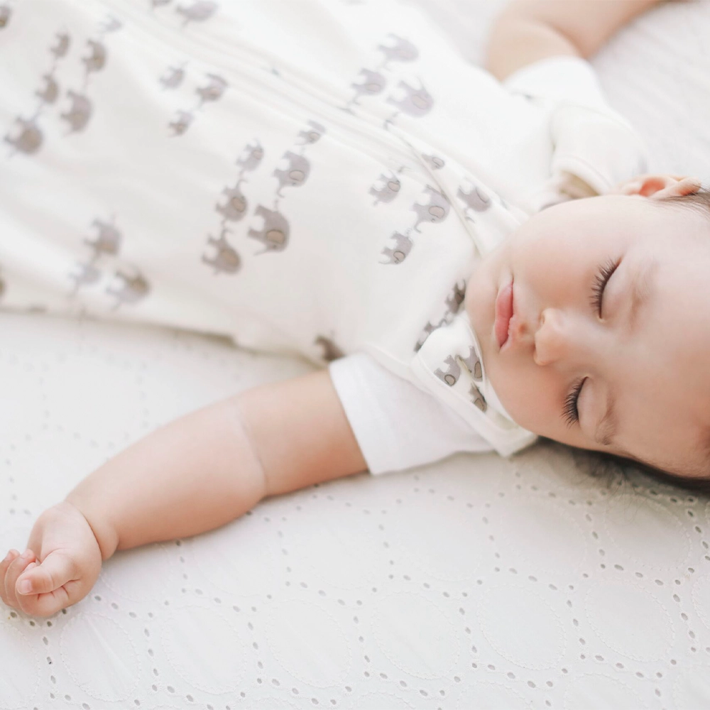 0-6m-ergobaby-klasicna-vrekja-za-spienje-slonce