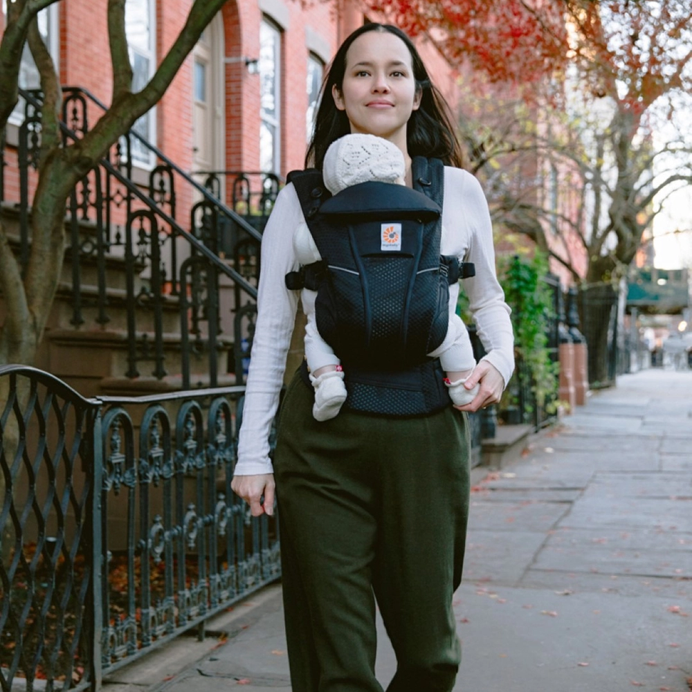 ergobaby-omni-breeze-onyx-black