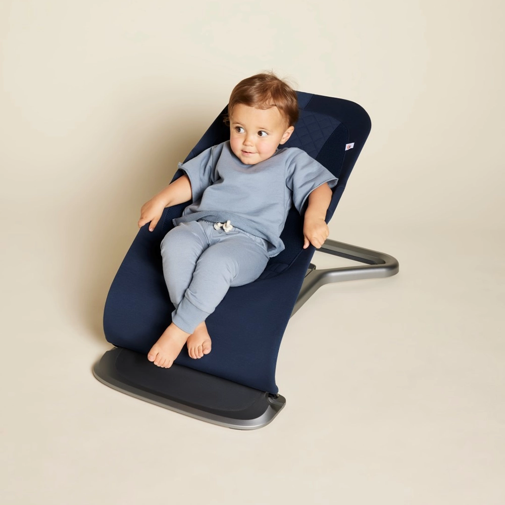 ergobaby-evolve-relaksator-3-vo-1-midnight-blue