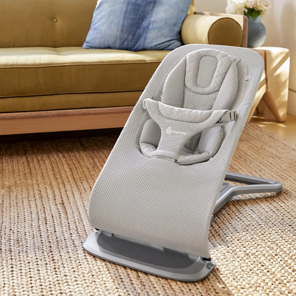 ergobaby-evolve-relaksator-3-vo-1-mrezest-light-grey