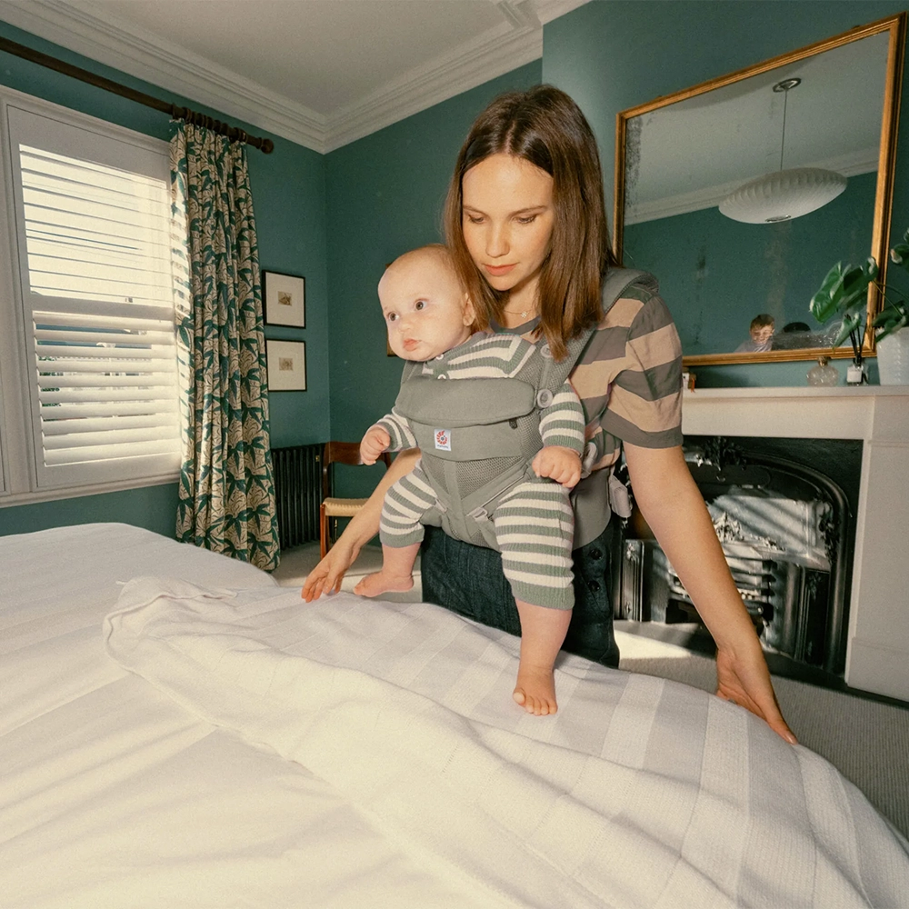 ergobaby-omni-classic-mesh-soft-olive