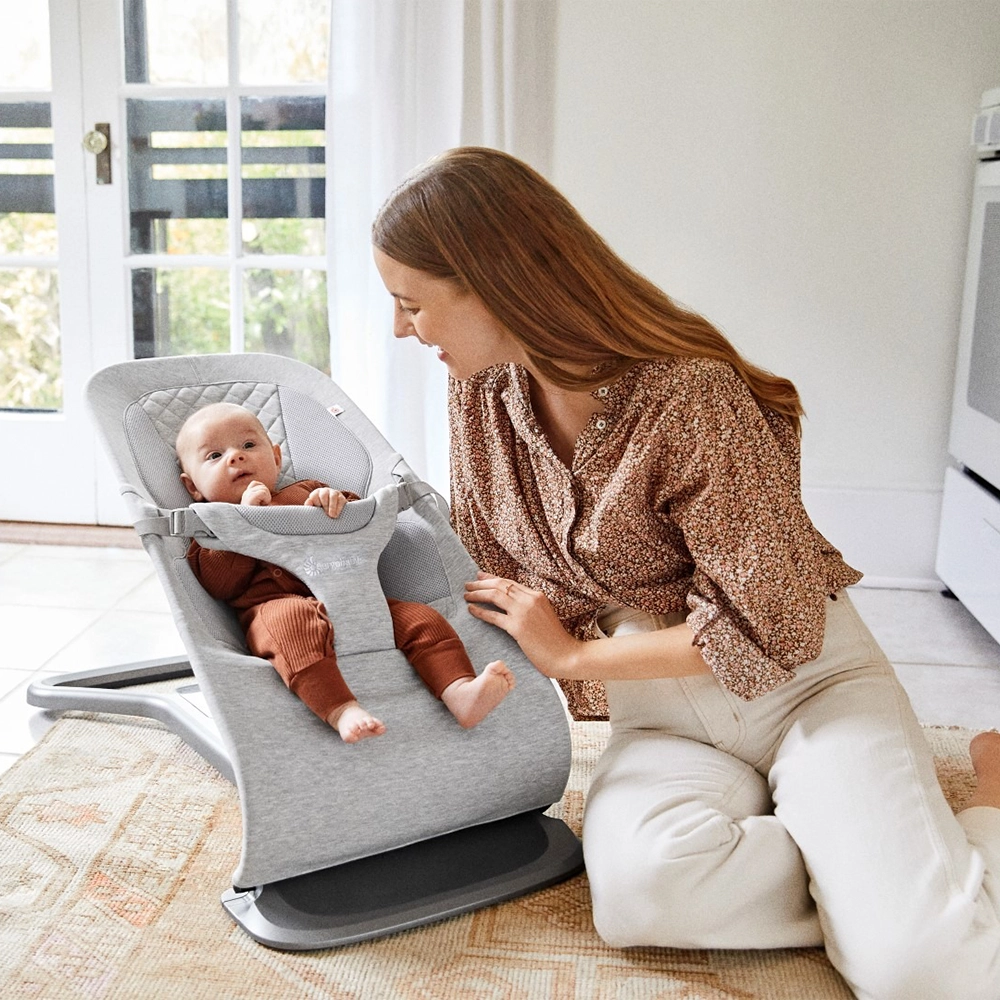 ergobaby-evolve-relaksator-3-vo-1-light-grey