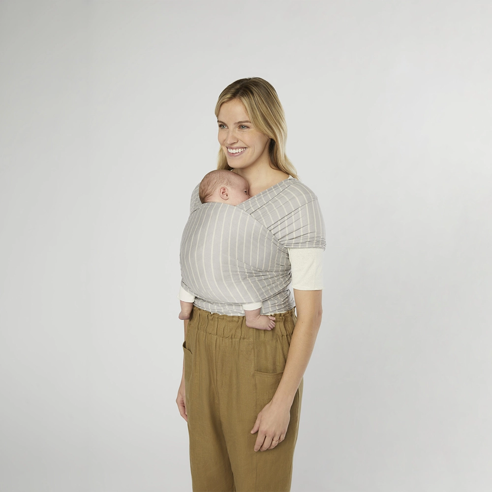 ergobaby-aura-odrzliva-marama-grey-stripes