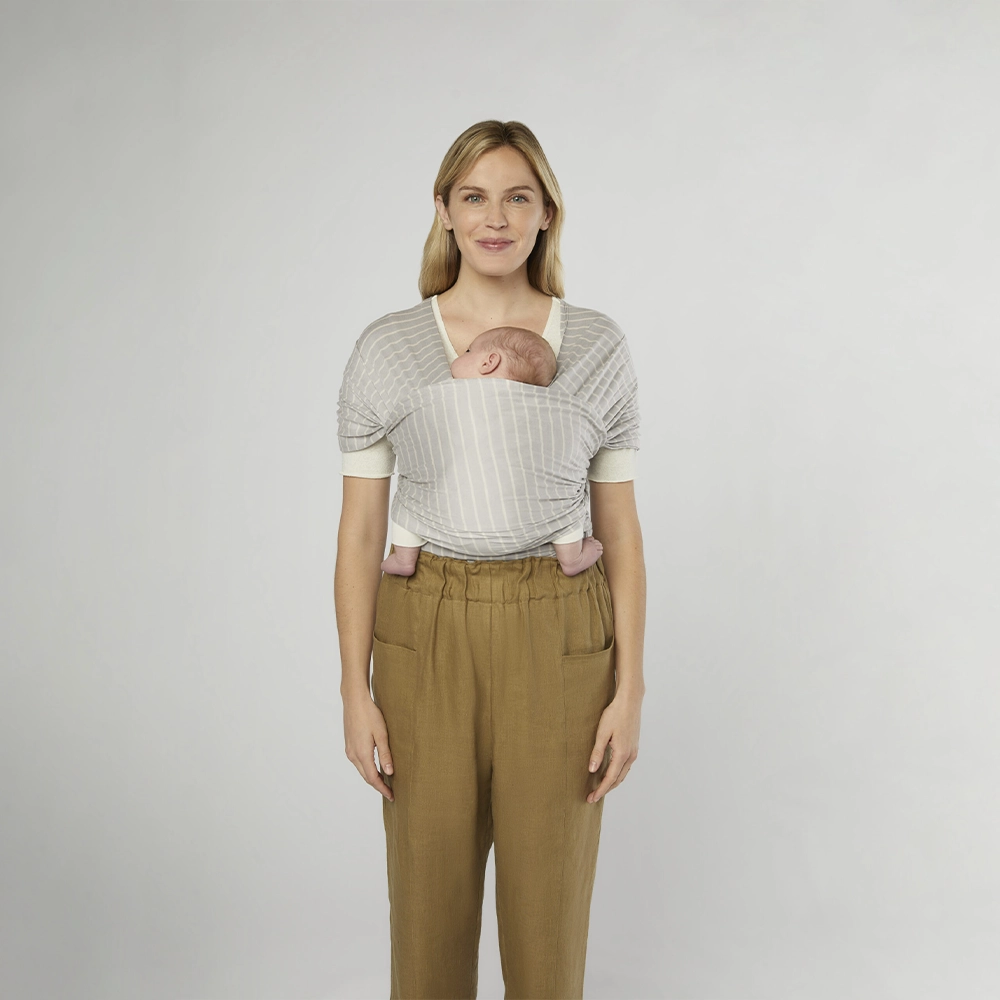 ergobaby-aura-odrzliva-marama-grey-stripes