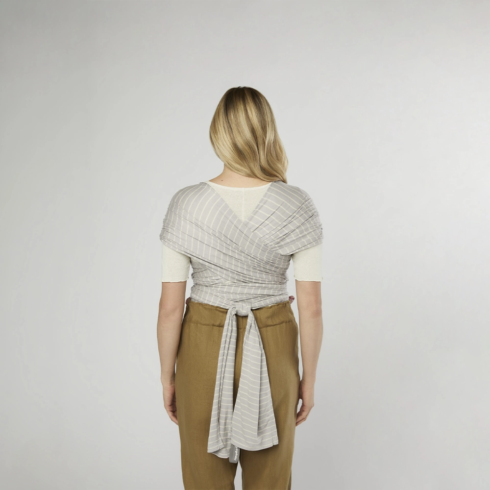 ergobaby-aura-odrzliva-marama-grey-stripes